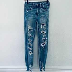 American Eagle distressed hi rise jeggings size 2 short